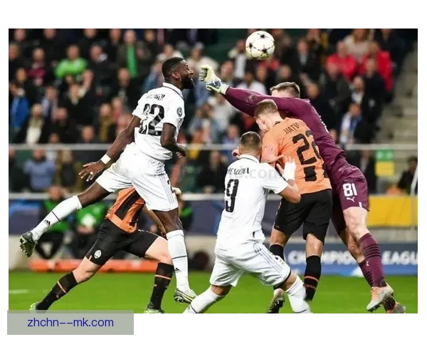 吕迪格自由身加盟皇家马德里引发球迷热议与阵容重塑