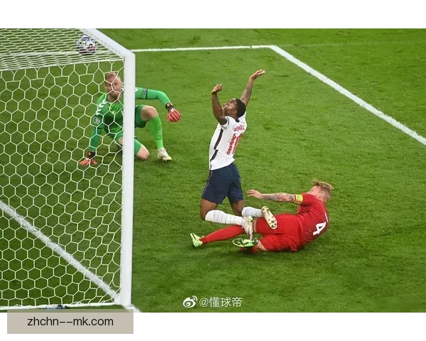 迪涅任意球击中门将背部意外造乌龙 进球成为比赛转折点